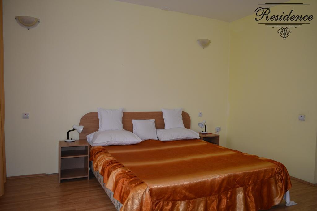 Pensiunea Residence Râmnicu Vâlcea Zimmer foto